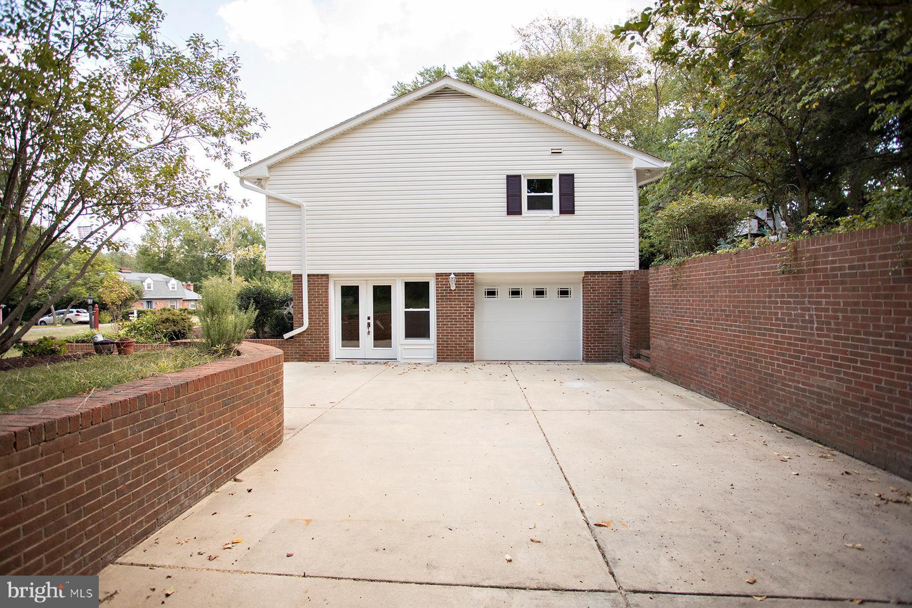 WESTWOOD - Residential Lease