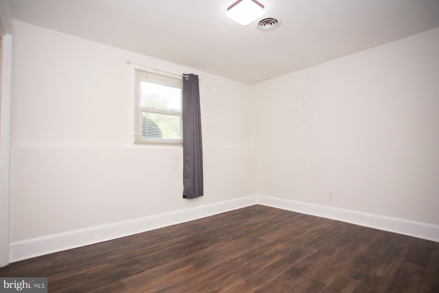 WESTWOOD - Residential Lease