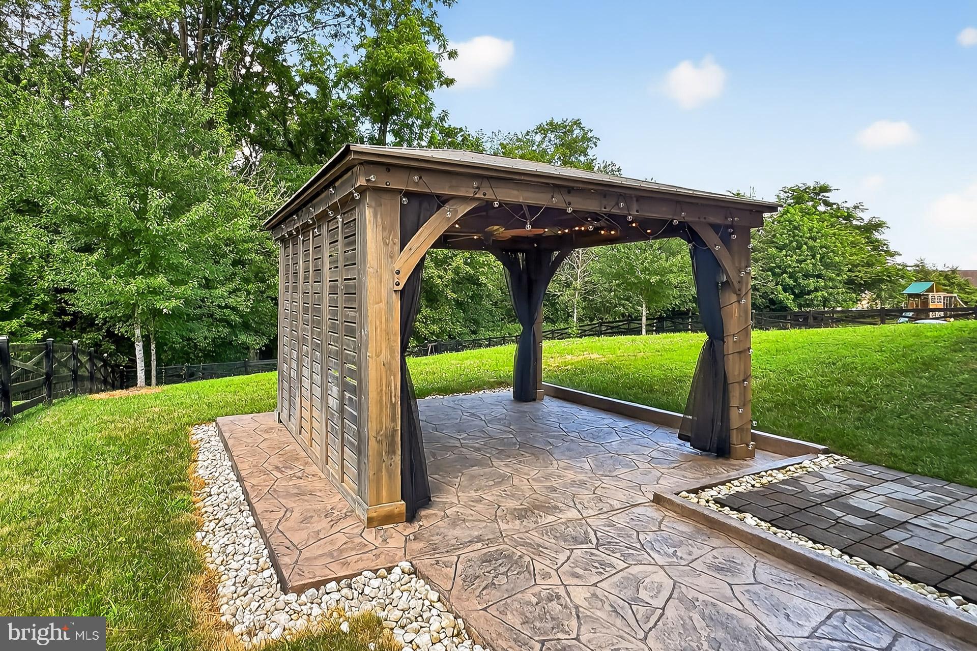 ELYSIAN HEIGHTS - Residential