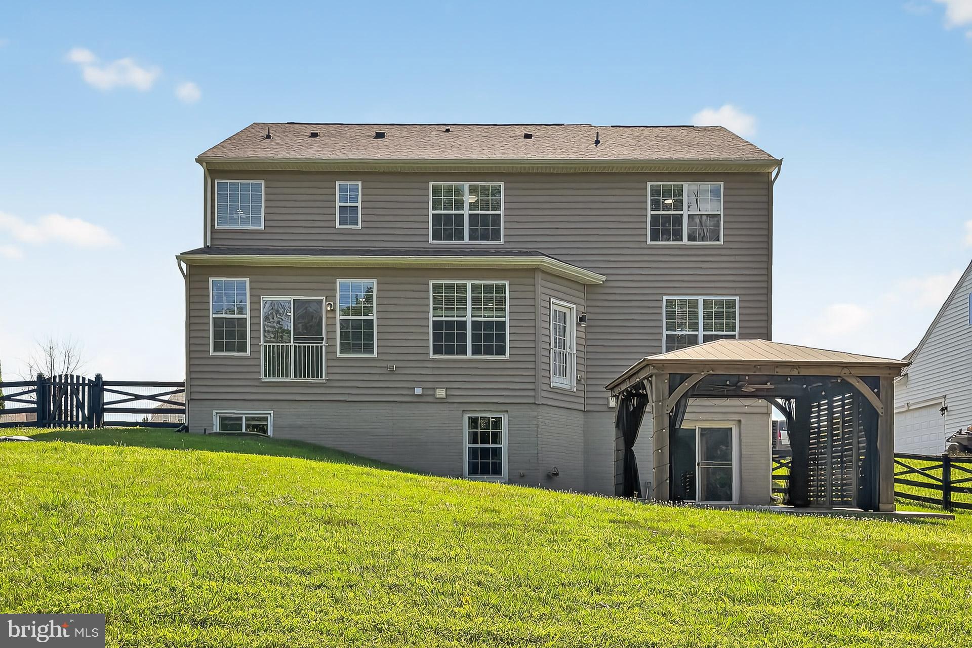 ELYSIAN HEIGHTS - Residential