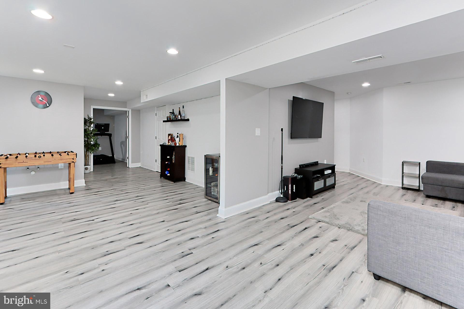 ELYSIAN HEIGHTS - Residential