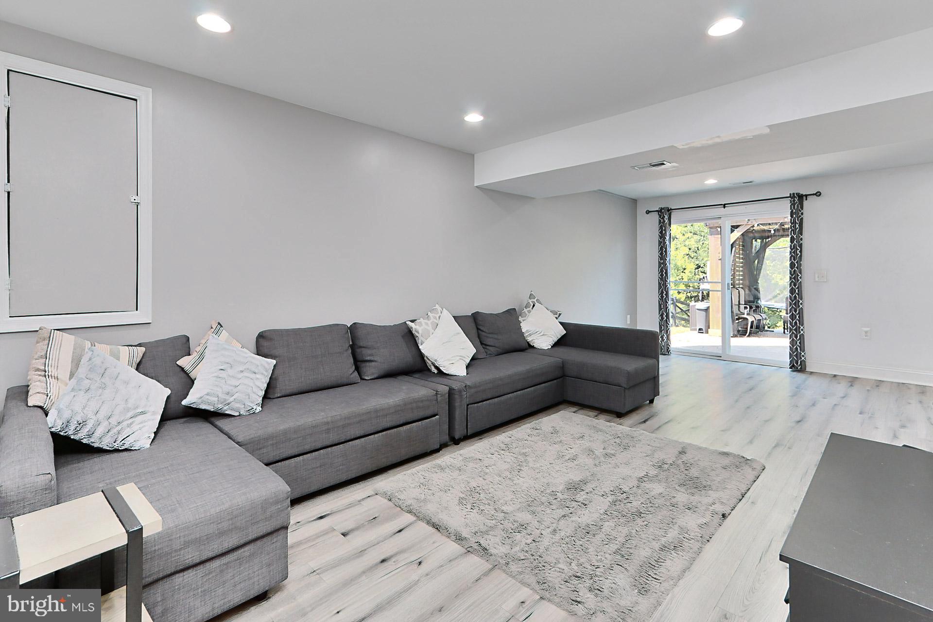 ELYSIAN HEIGHTS - Residential