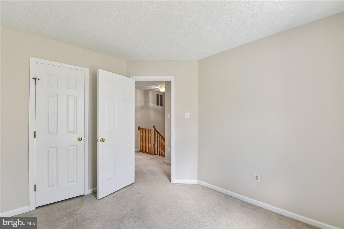 VILLAGE OF THOMAS RUN - Residential