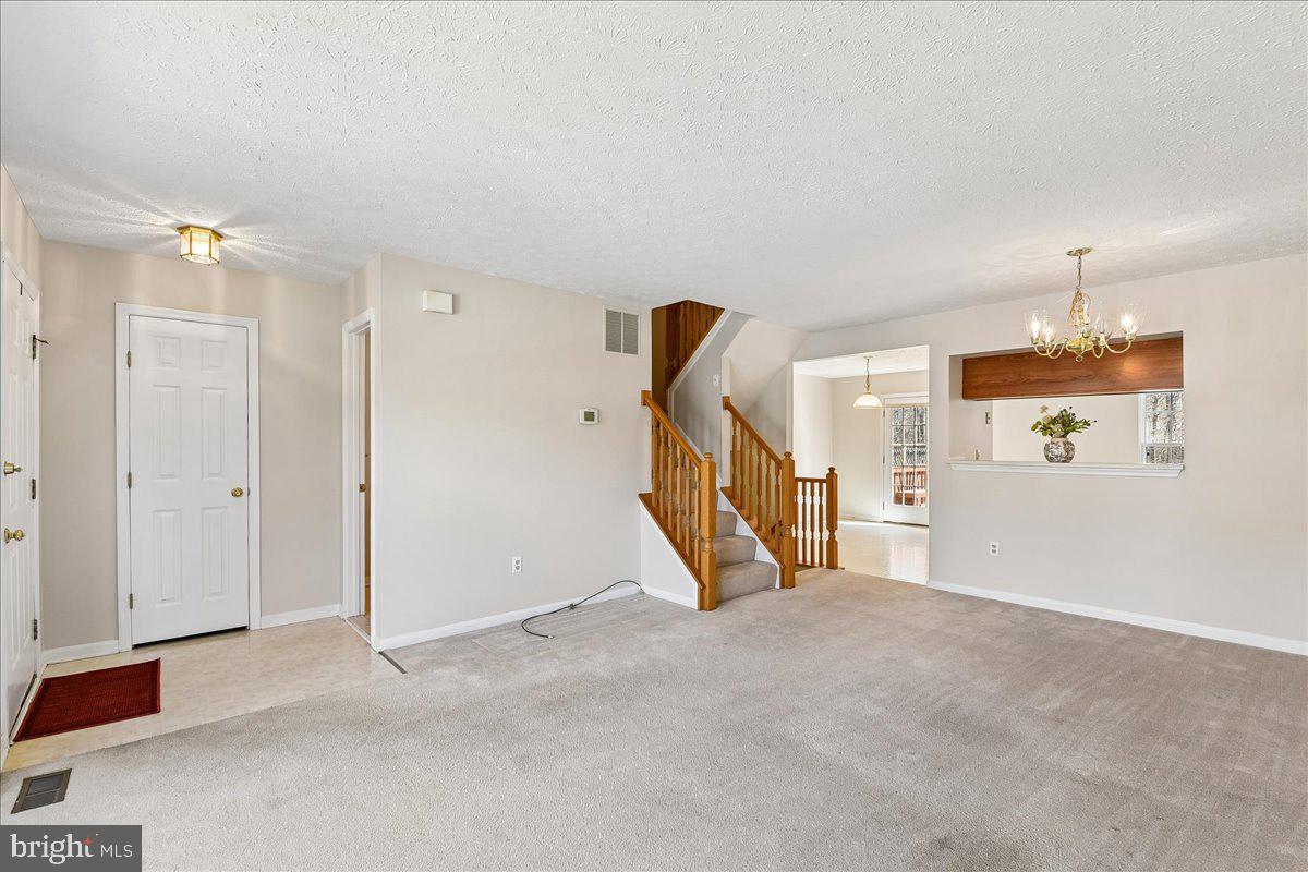 VILLAGE OF THOMAS RUN - Residential