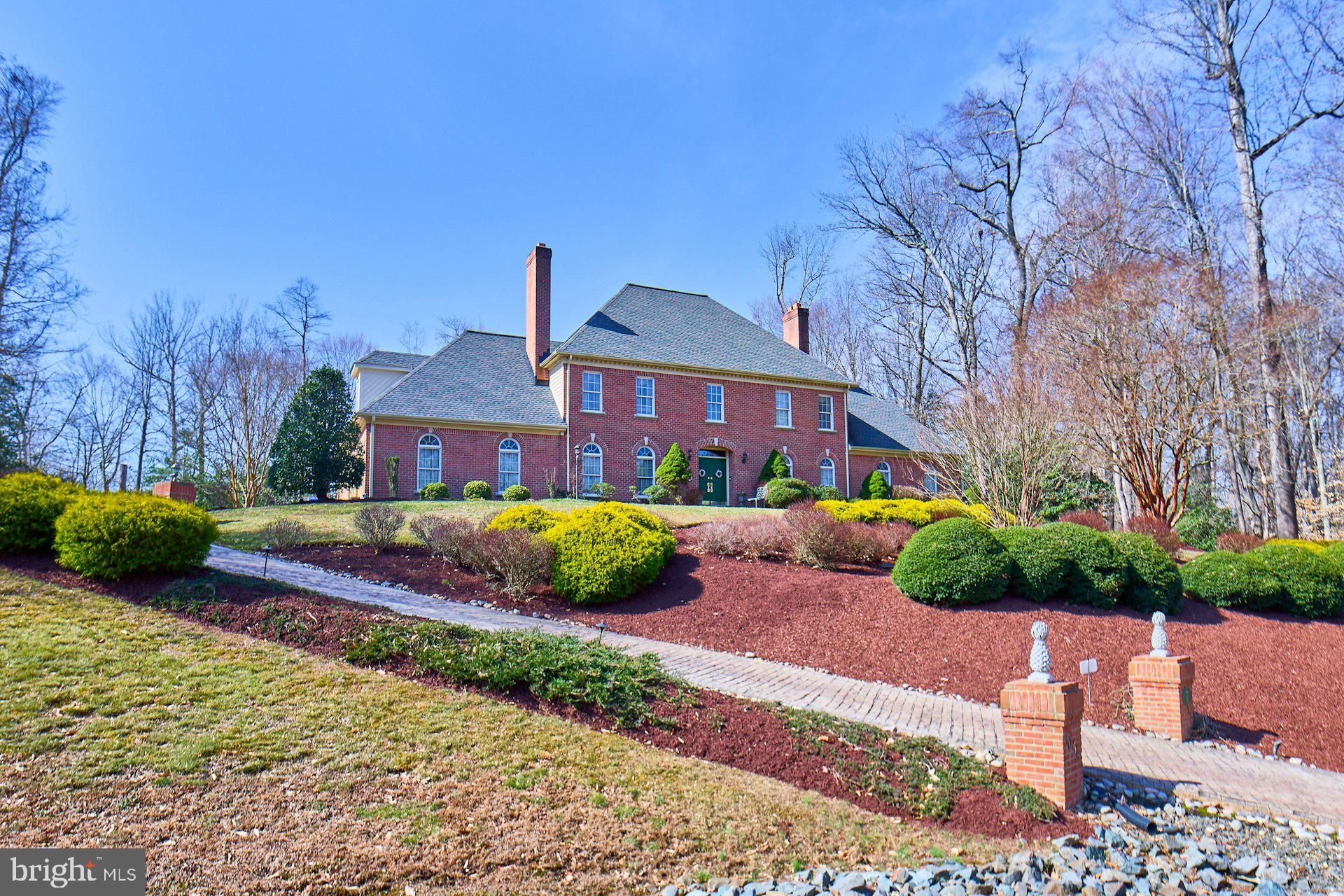 CAERNARVON WOODS - Residential