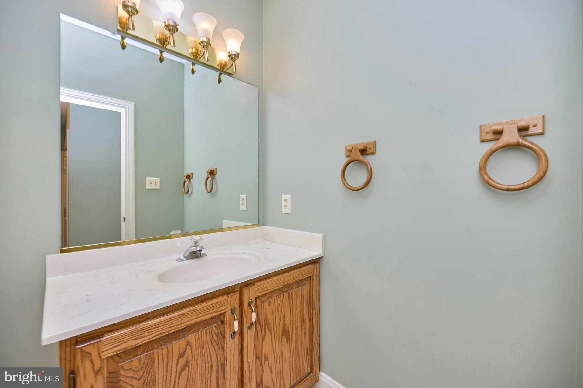 CAERNARVON WOODS - Residential