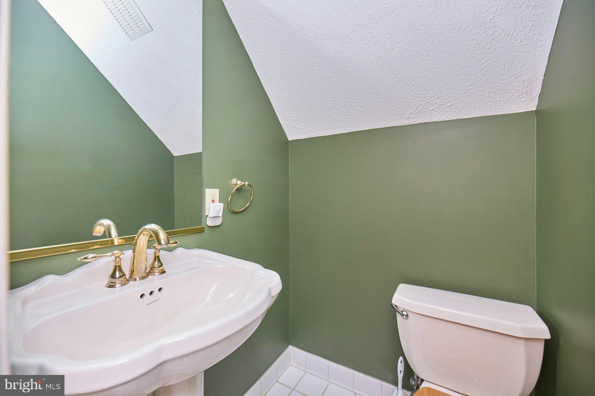 CAERNARVON WOODS - Residential