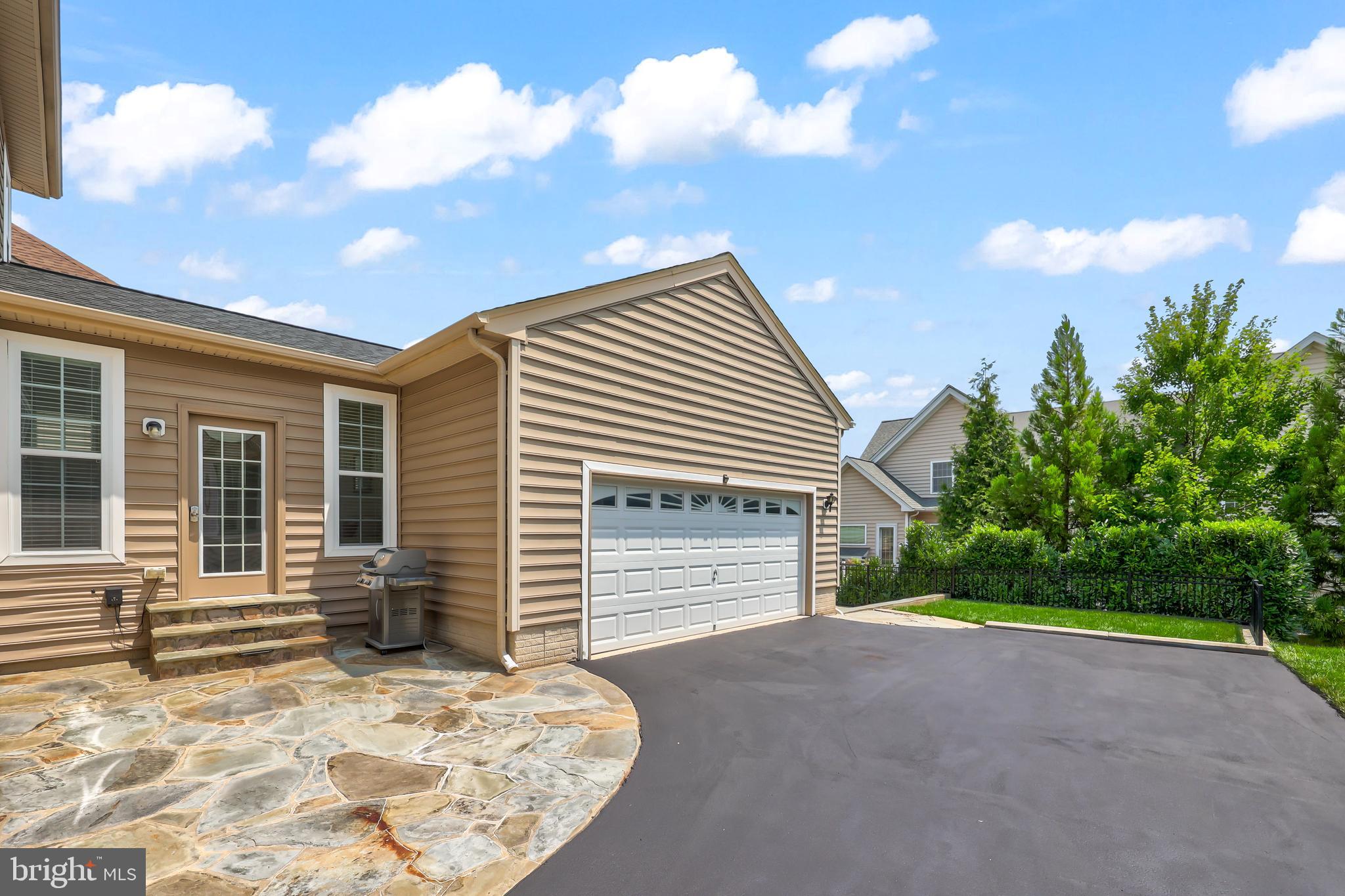43245 BARNSTEAD DRIVE