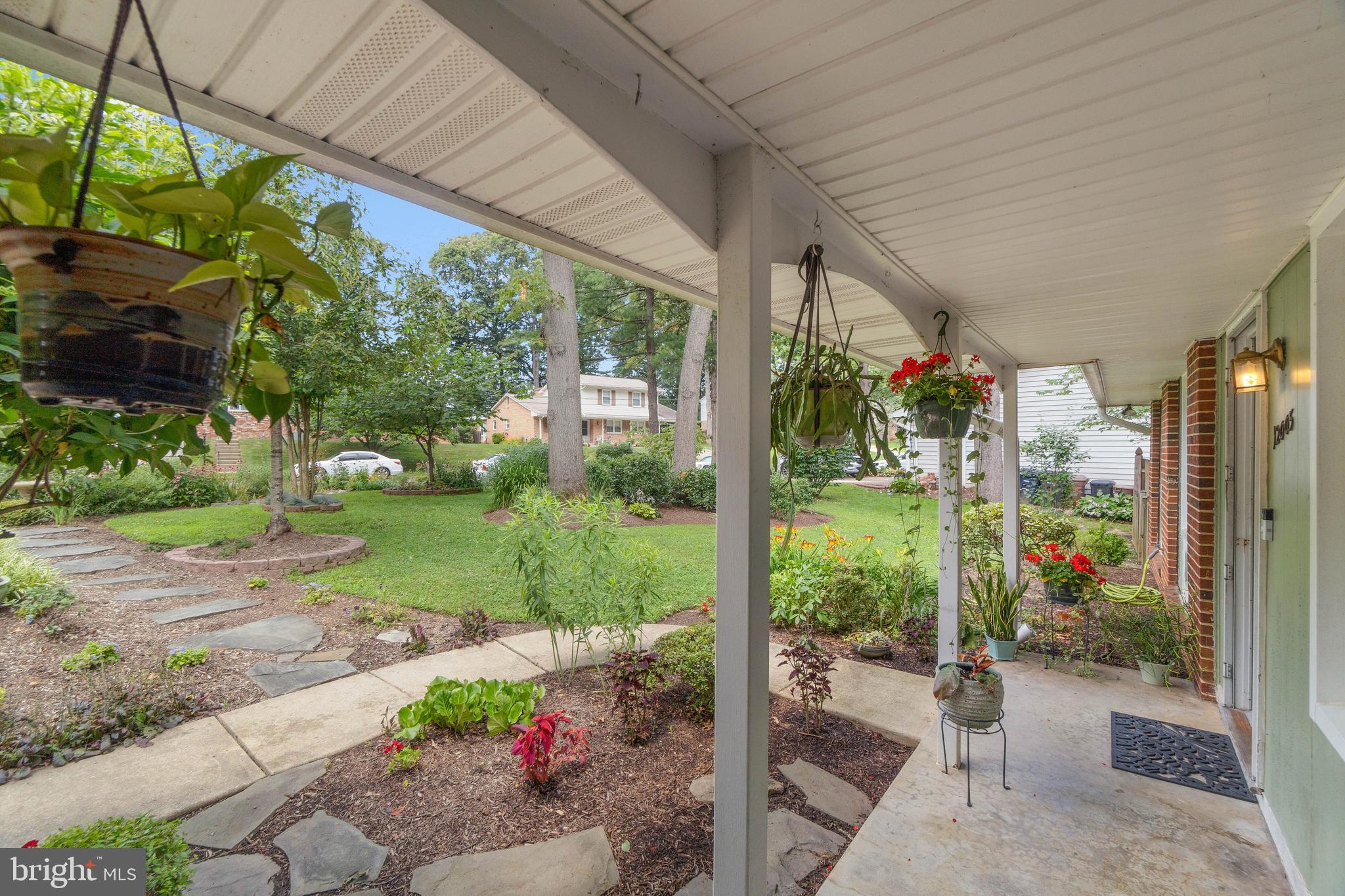 HILLMEADE MANOR - Residential