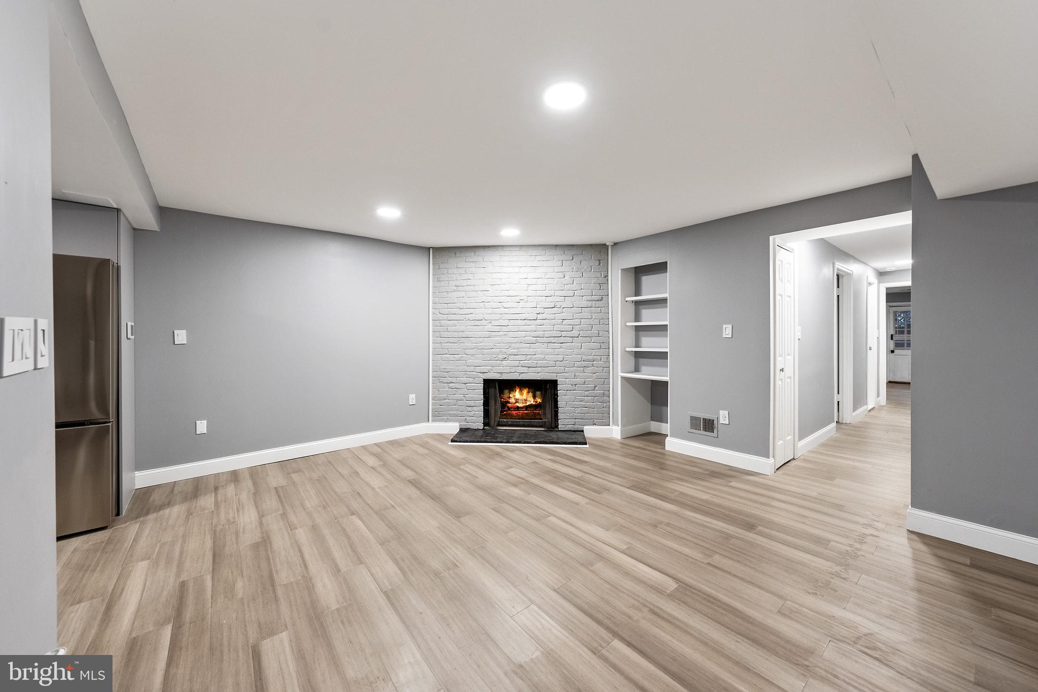 313 F STREET NE A