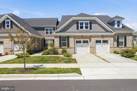 Photo of 13516 Goldeneye Circle, CLARKSBURG, MD 20871 (MLS # MDMC2257040)
