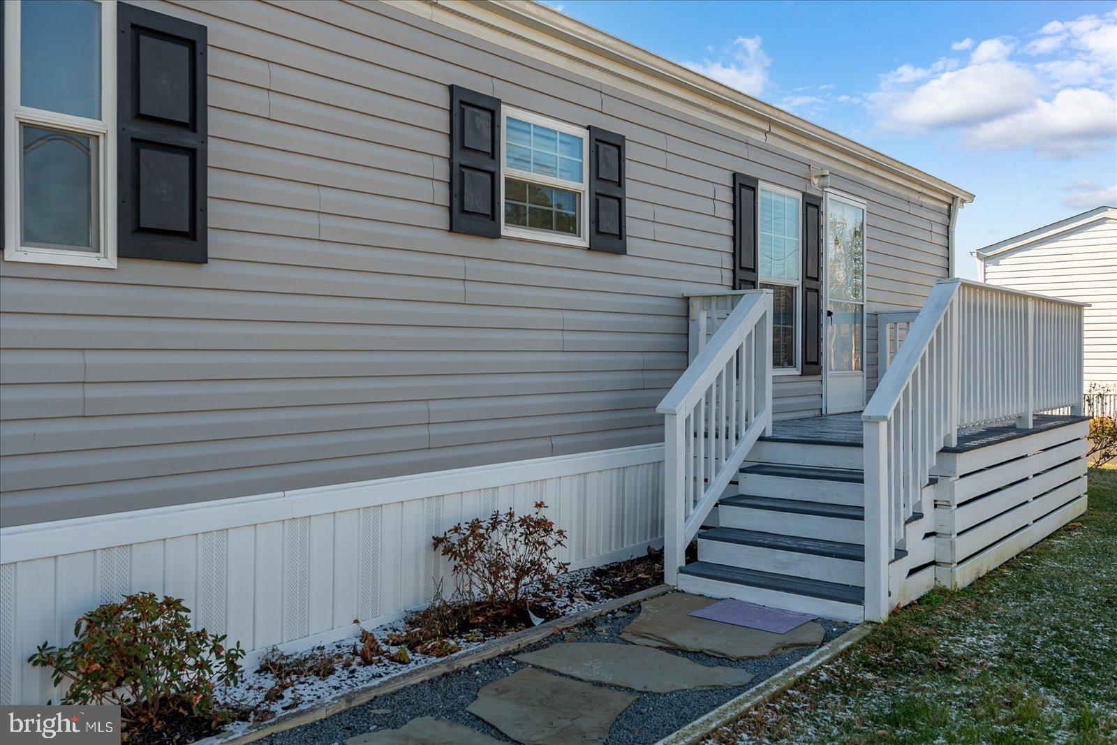 SALT LIFE PARK LLC - Residential