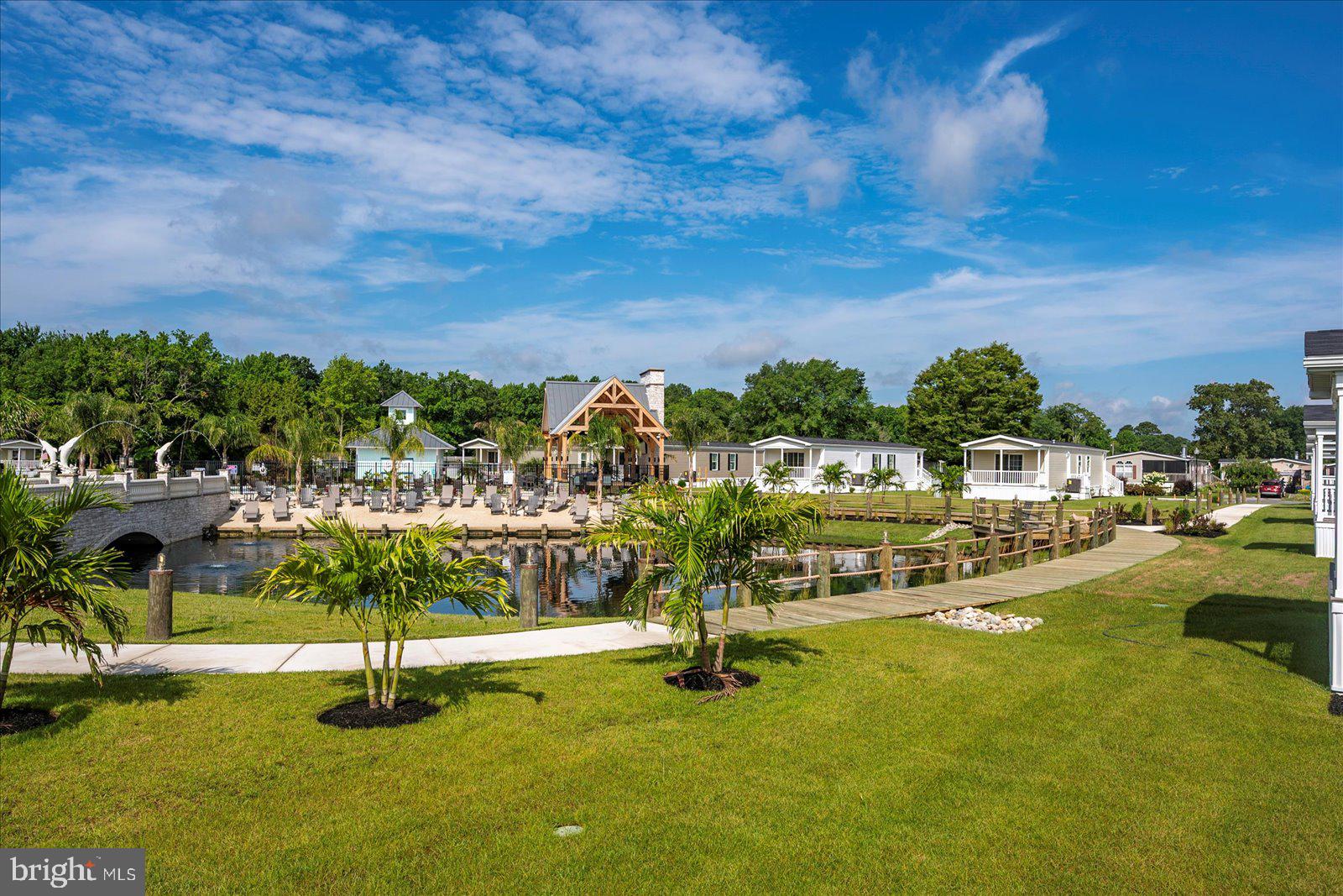SALT LIFE PARK LLC - Residential