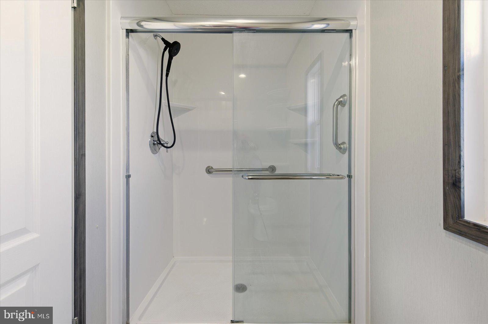 SALT LIFE PARK LLC - Residential