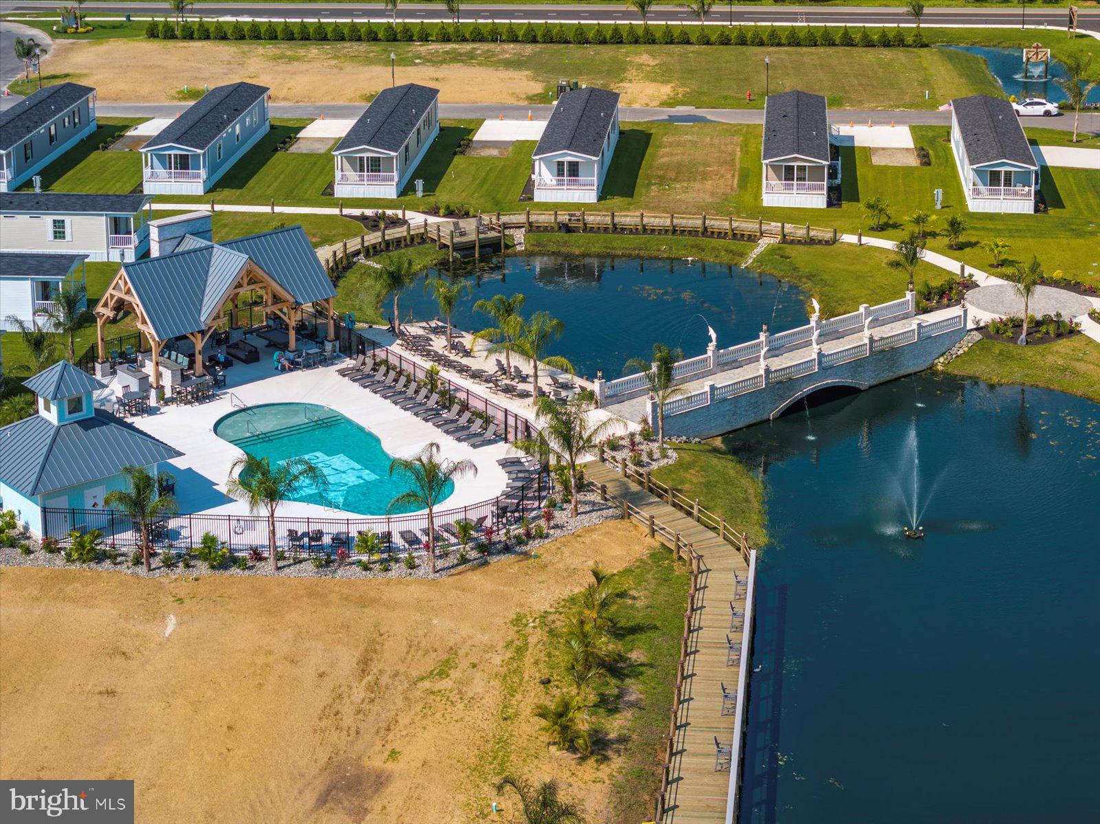 SALT LIFE PARK LLC - Residential