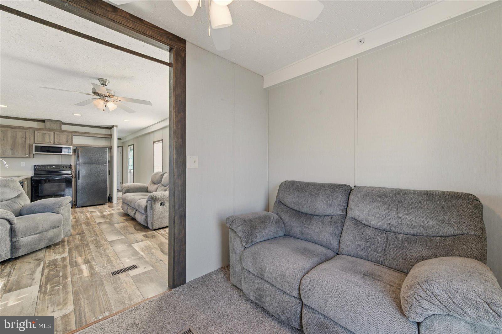 SALT LIFE PARK LLC - Residential