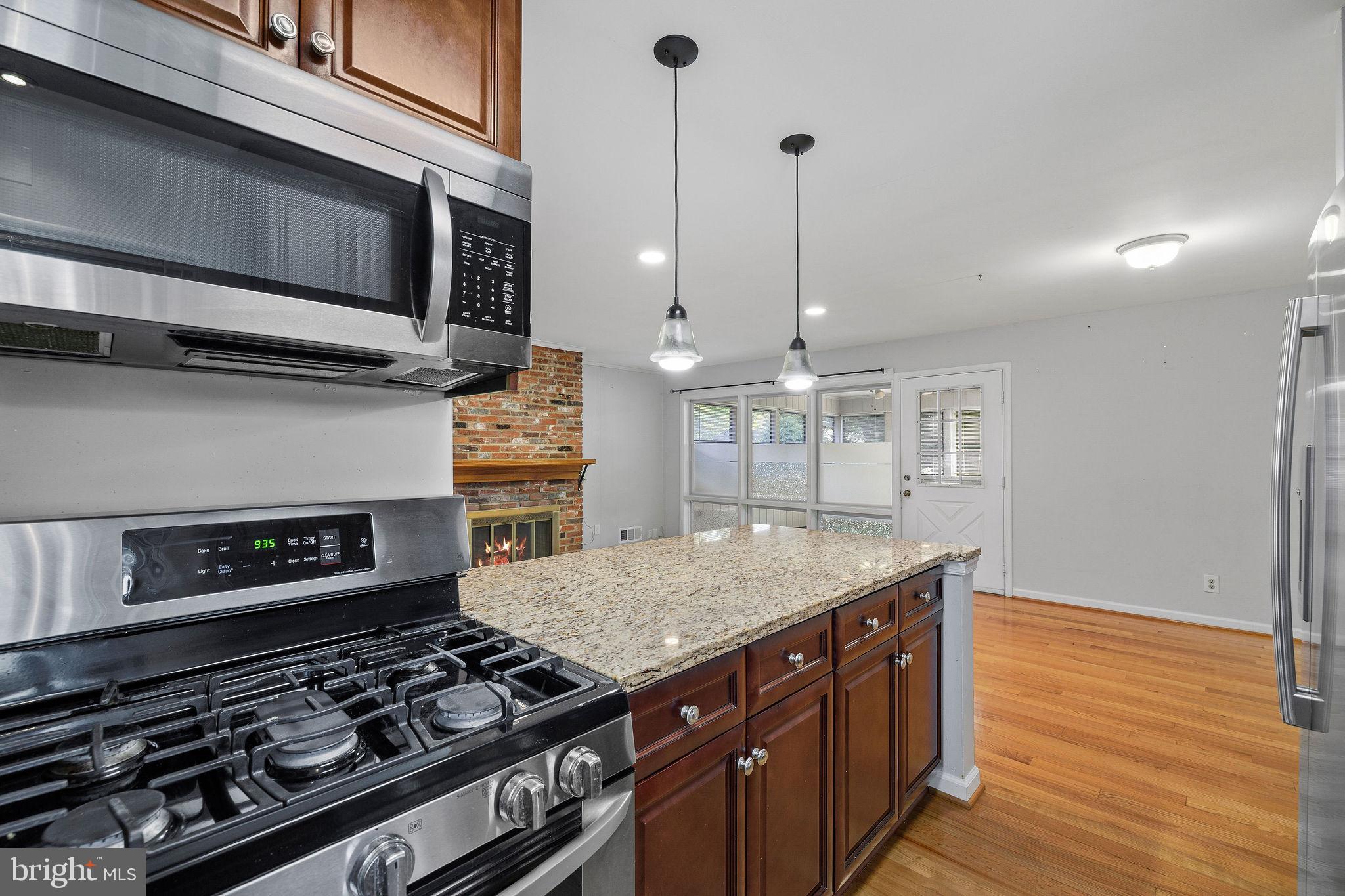 NORTH SPRINGFIELD - Residential