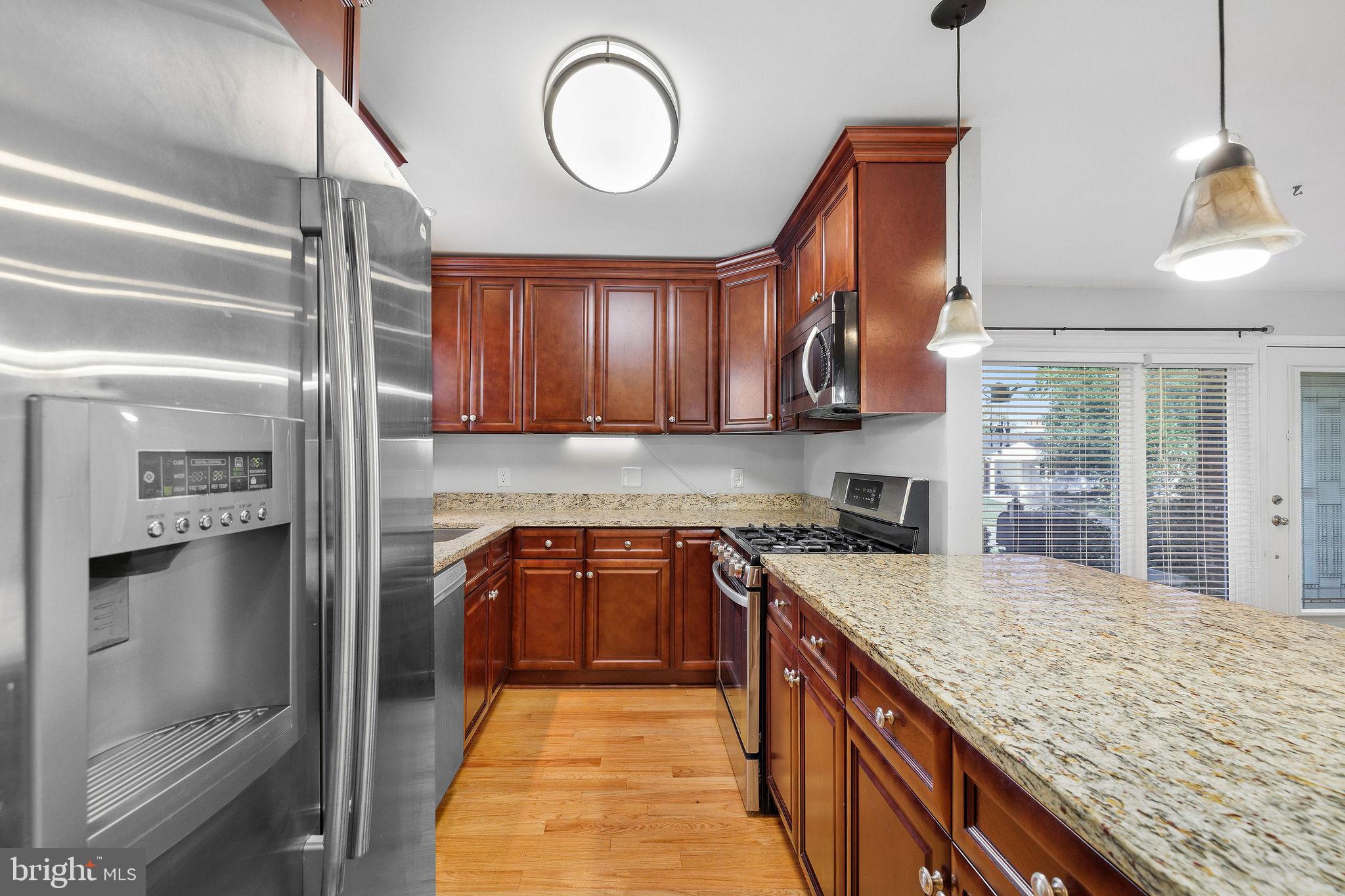 NORTH SPRINGFIELD - Residential