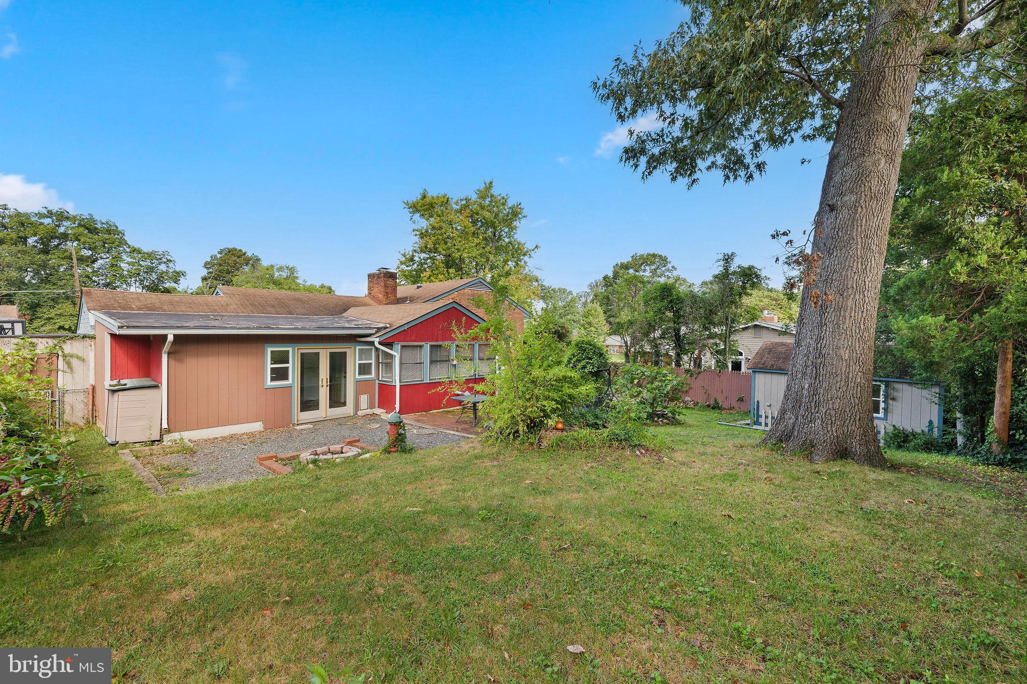 NORTH SPRINGFIELD - Residential