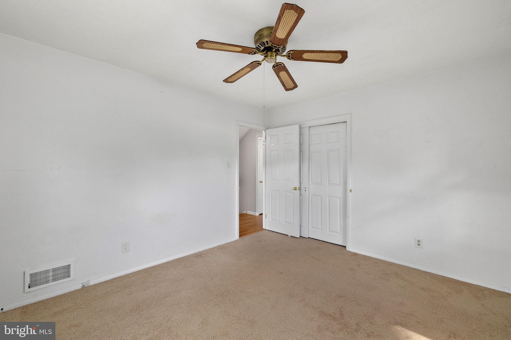 NORTH SPRINGFIELD - Residential