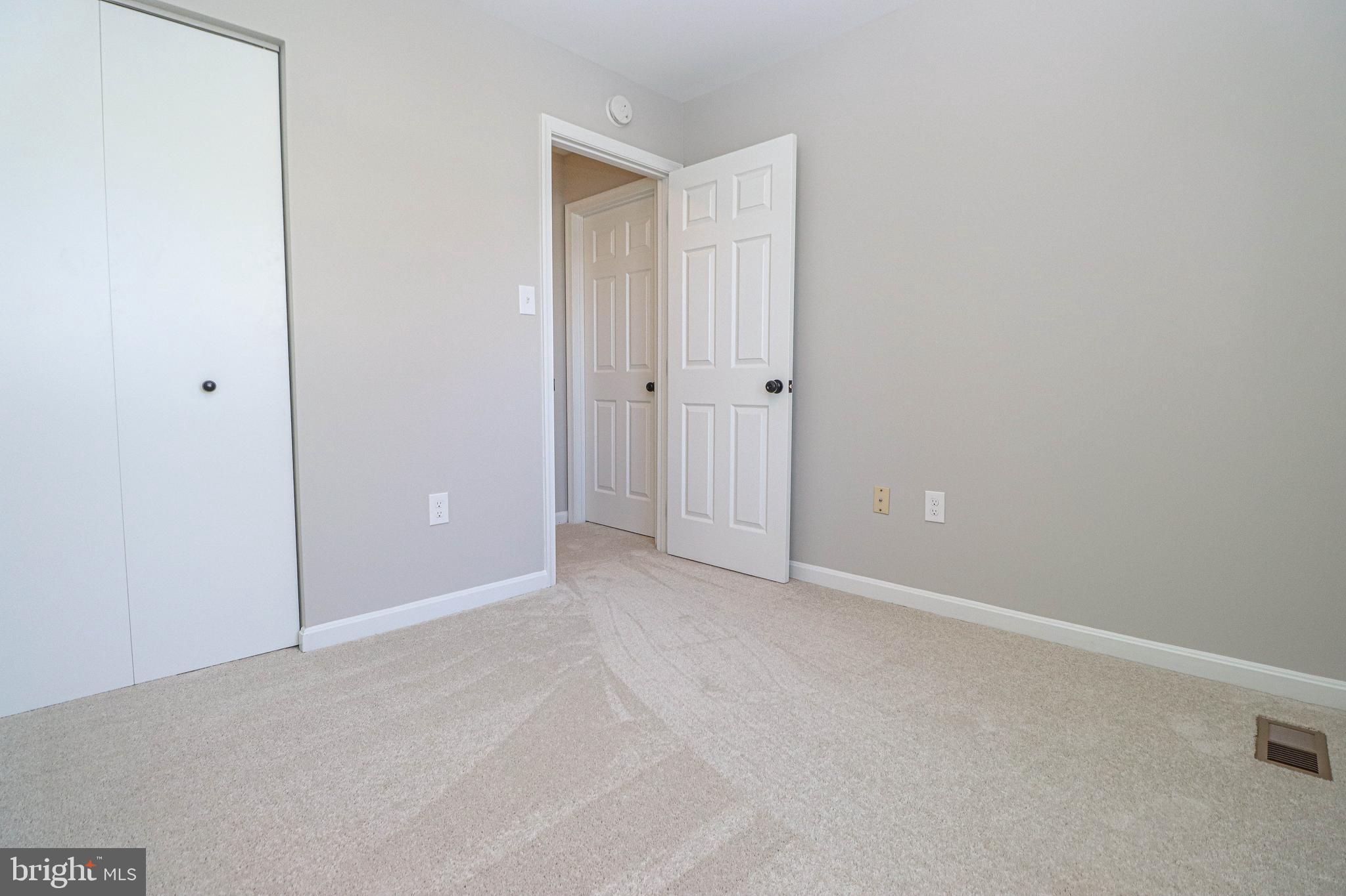 CHILLUM HILLS - Residential