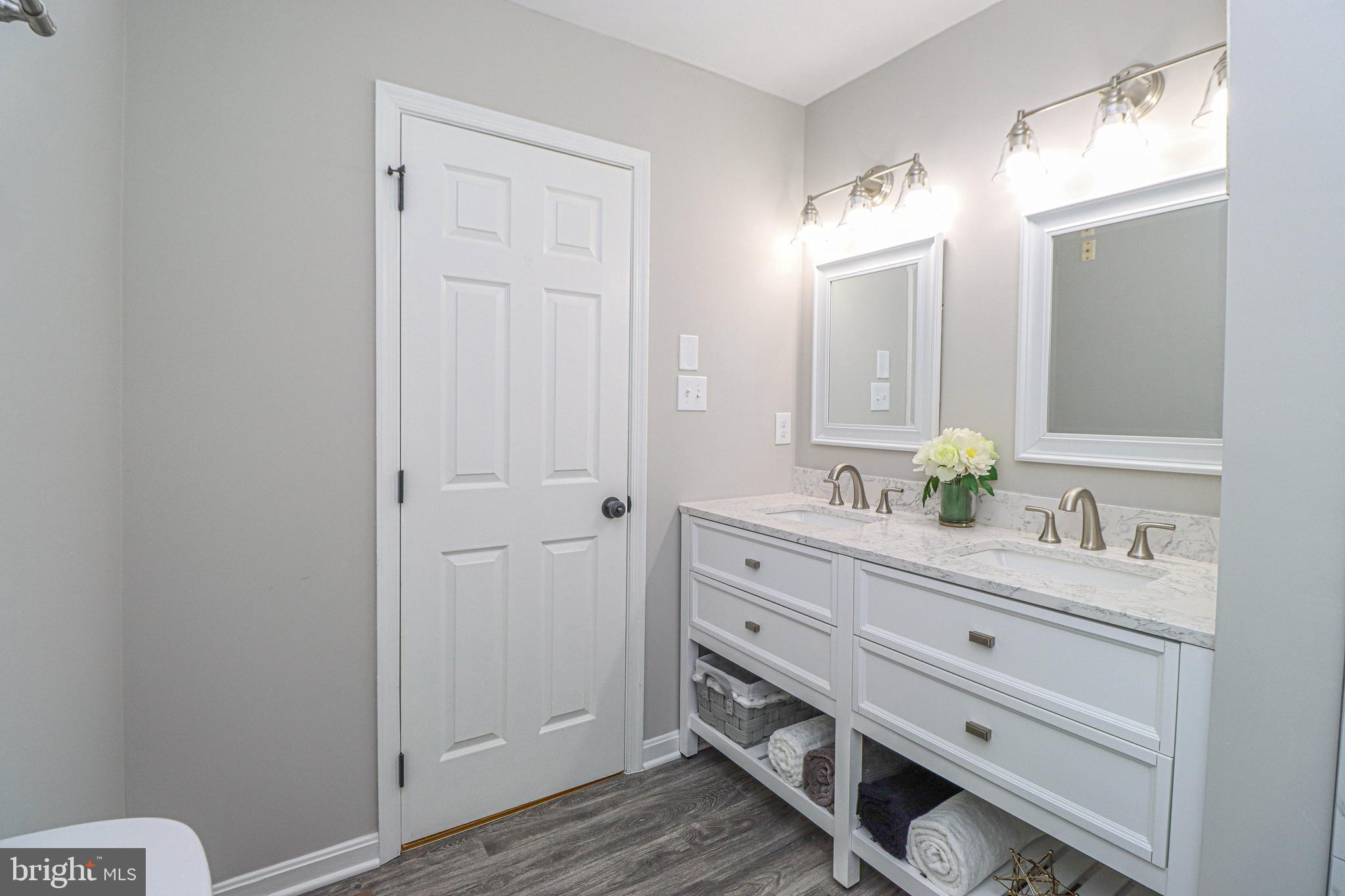 CHILLUM HILLS - Residential