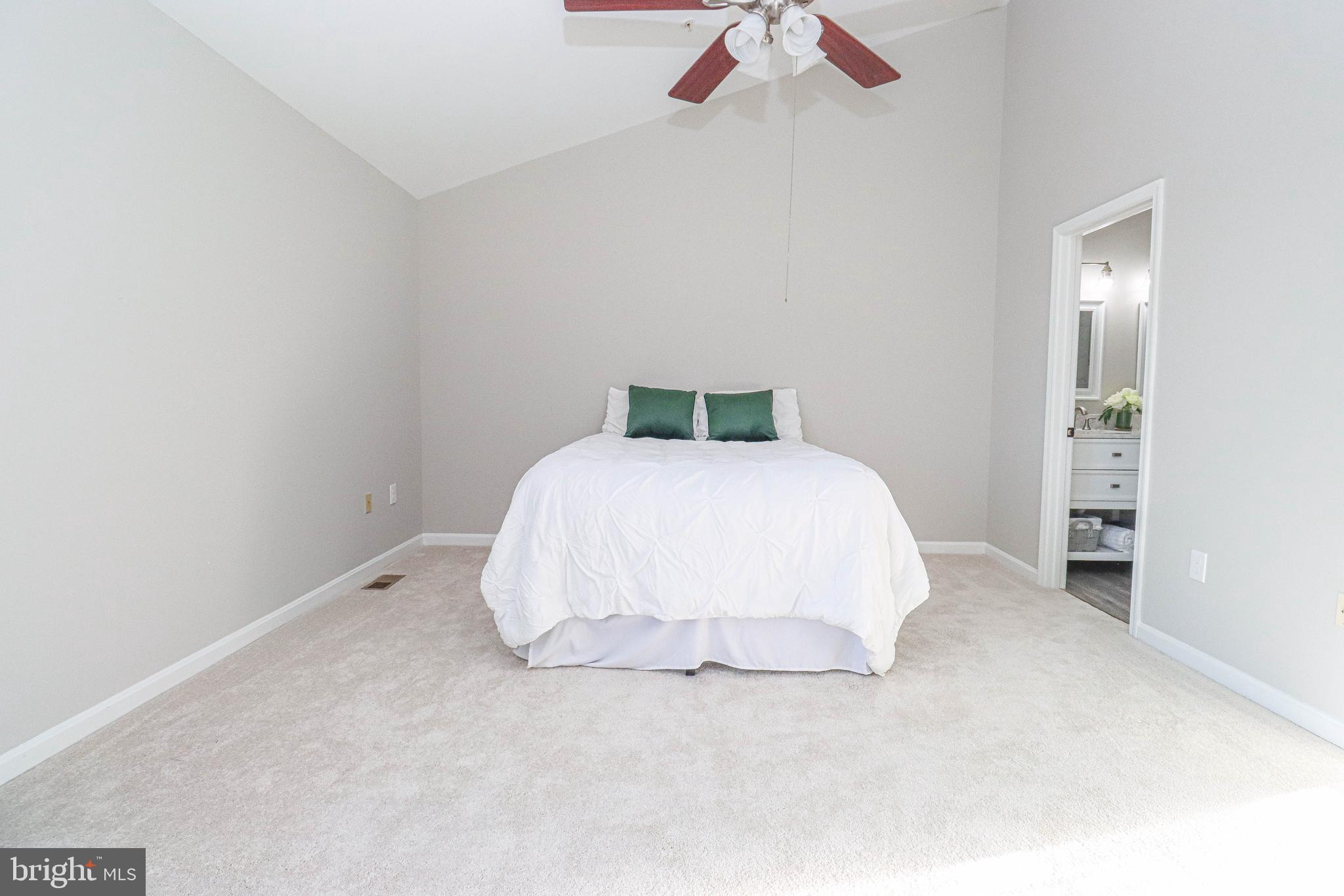 CHILLUM HILLS - Residential