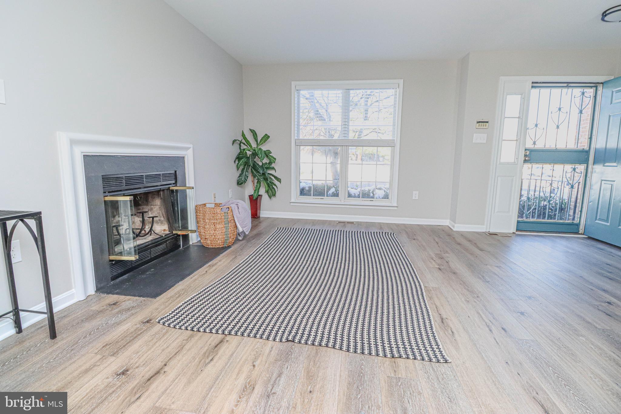 CHILLUM HILLS - Residential