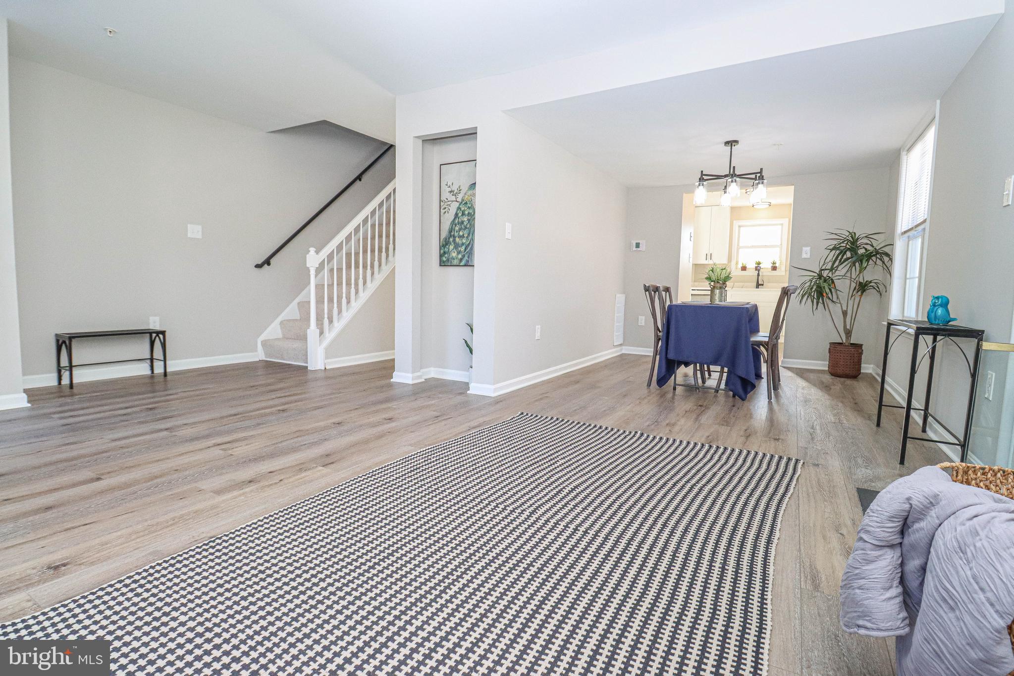 CHILLUM HILLS - Residential