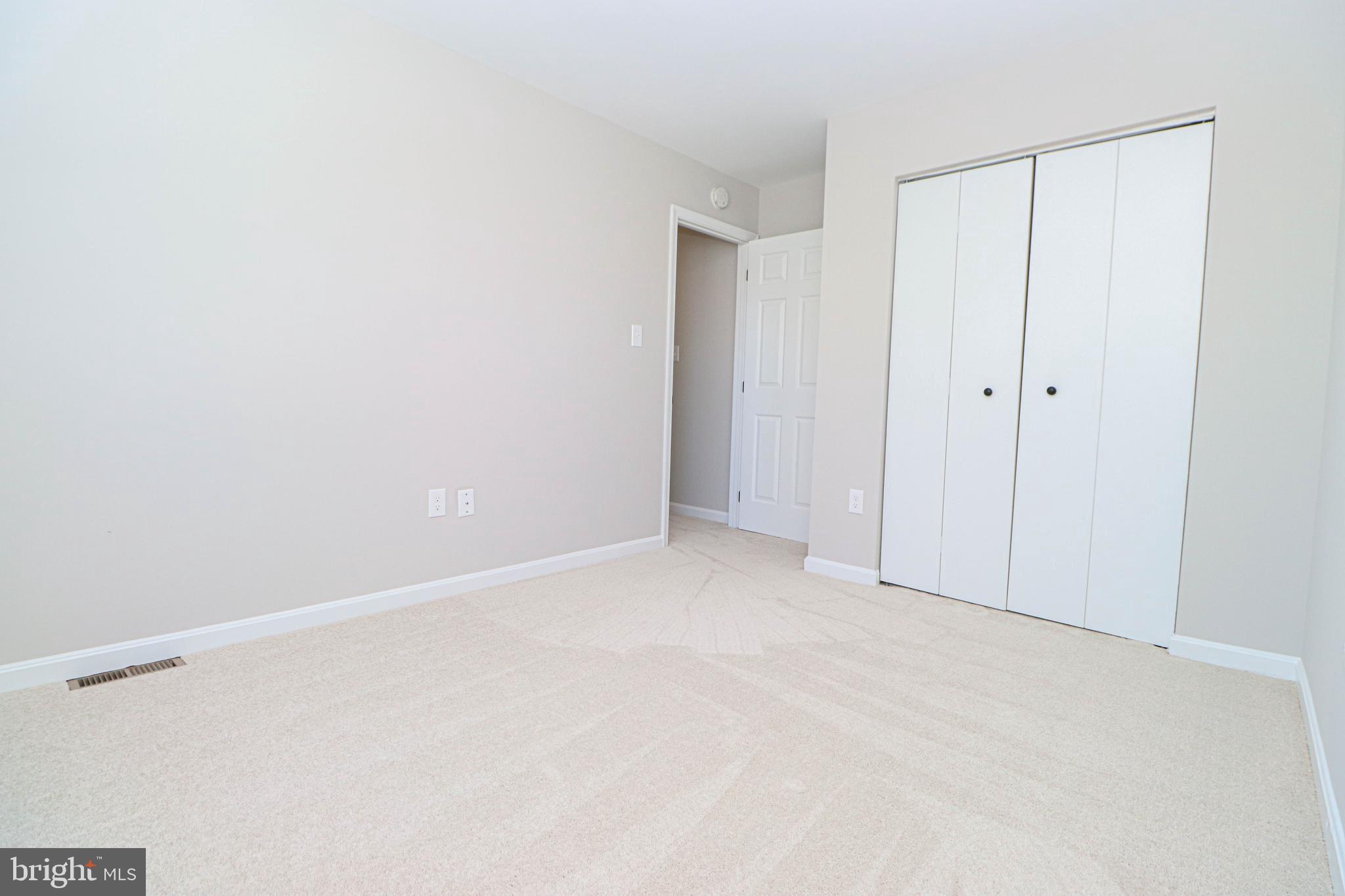 CHILLUM HILLS - Residential