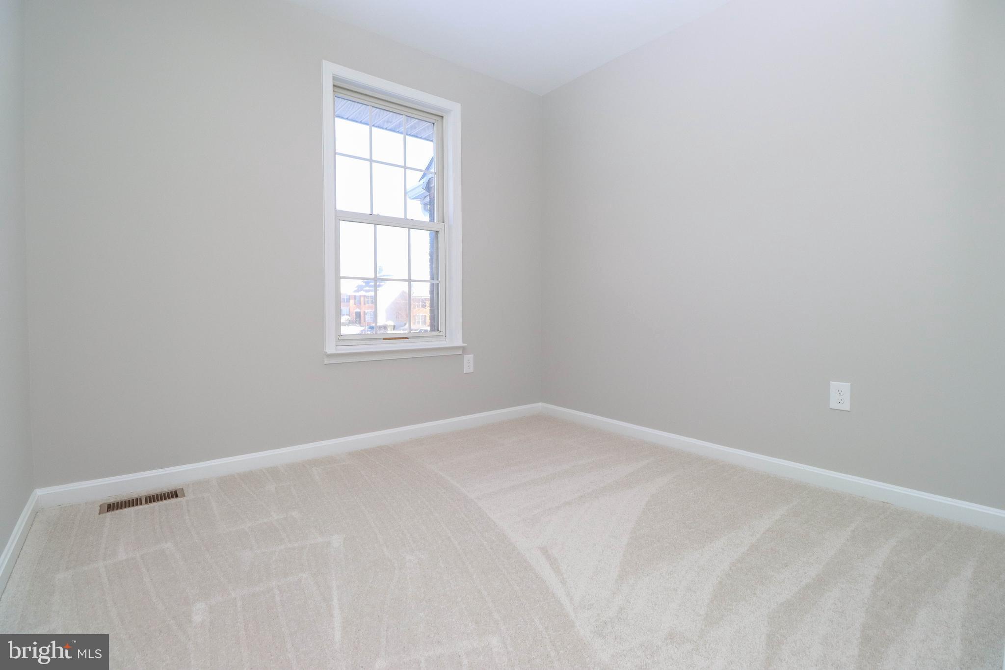 CHILLUM HILLS - Residential