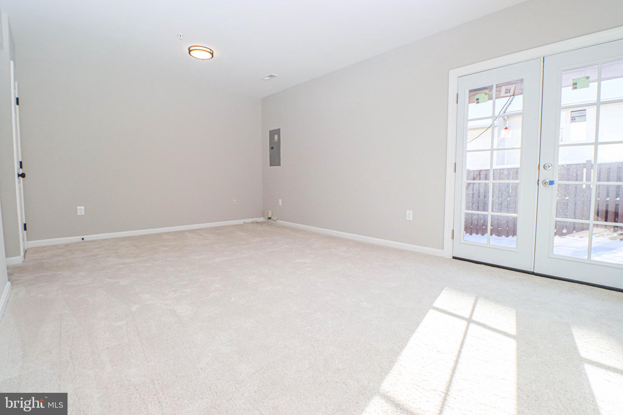 CHILLUM HILLS - Residential