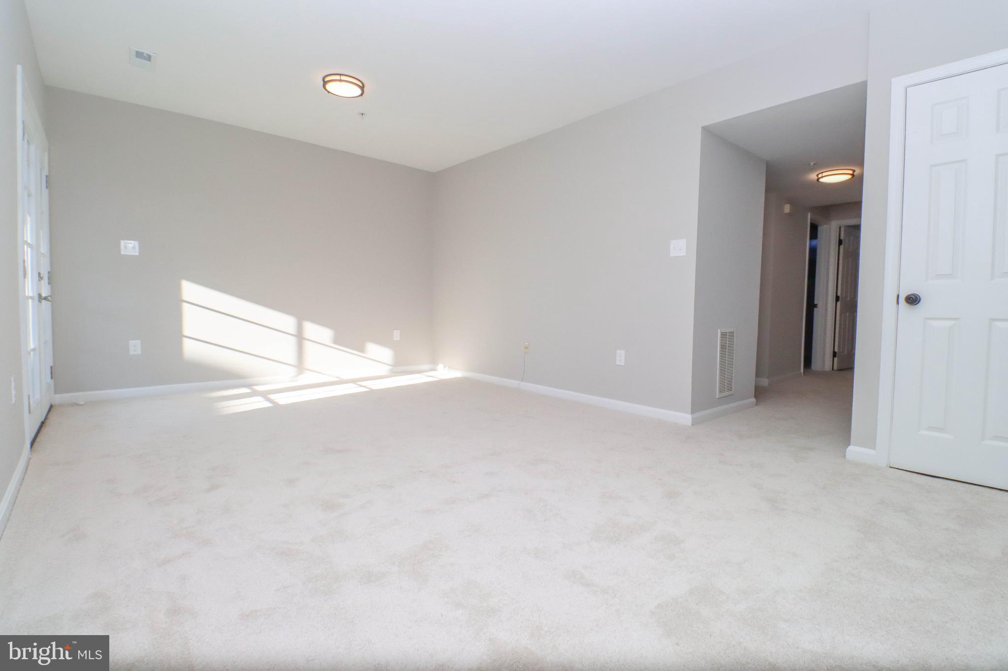 CHILLUM HILLS - Residential