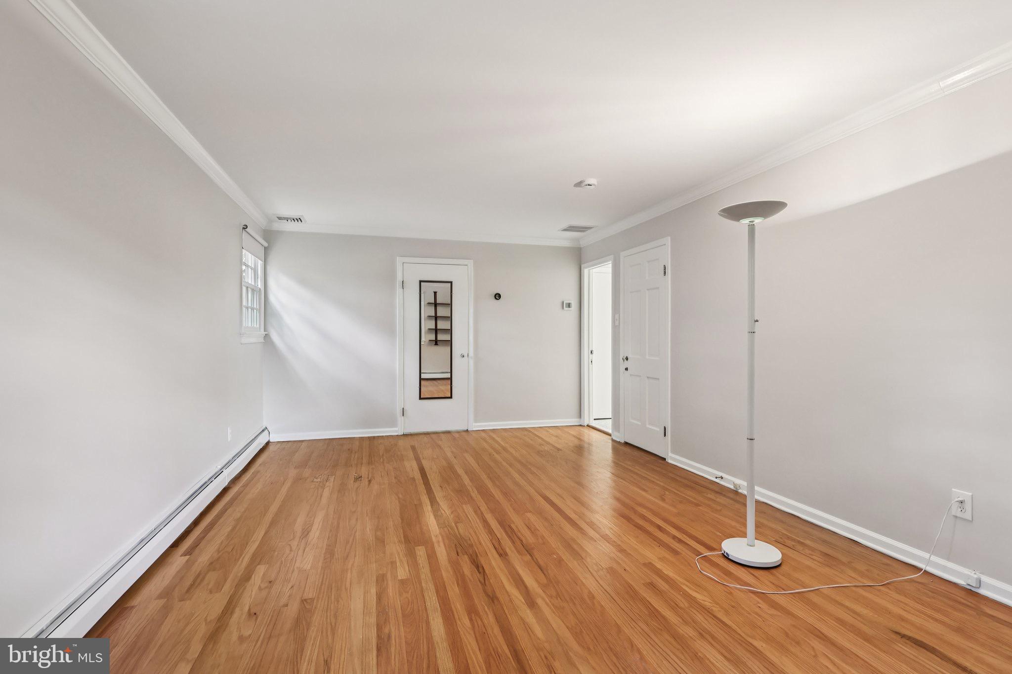 CHARTER CHASE - Residential