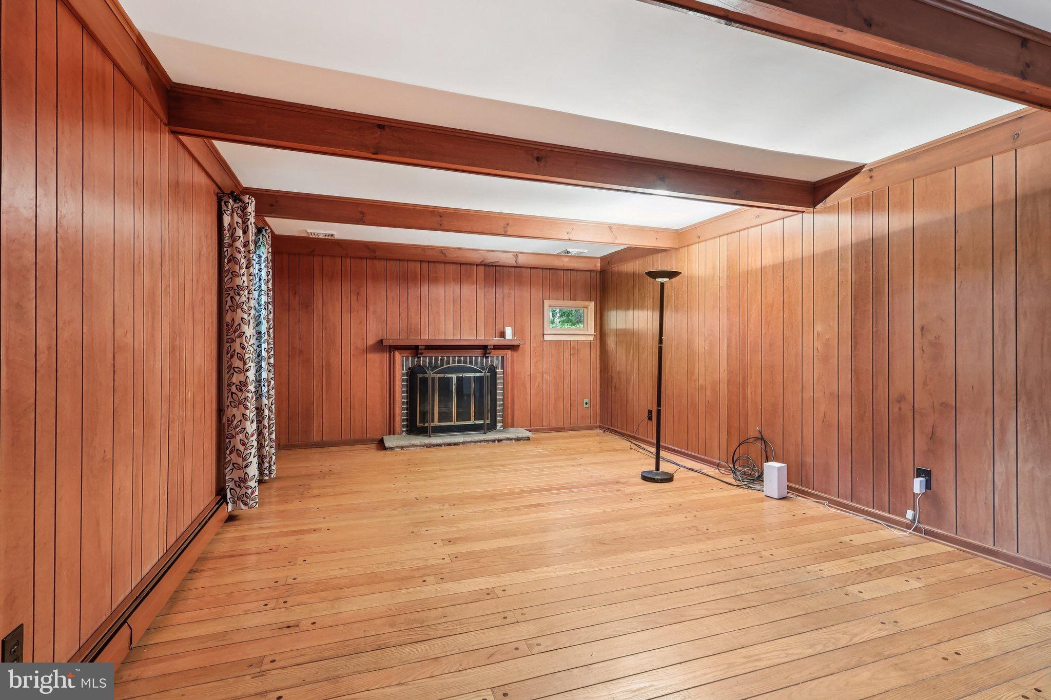1414 MORSTEIN ROAD