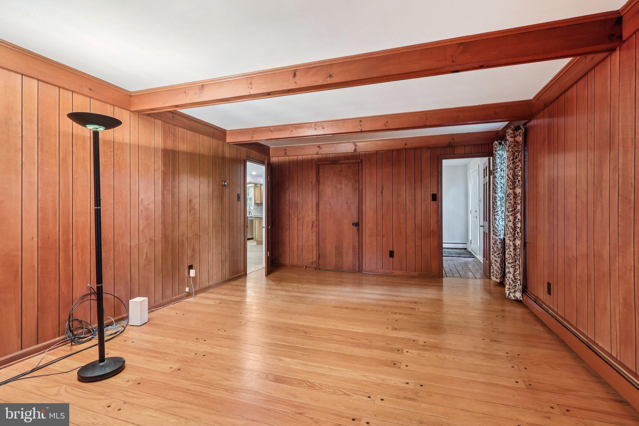 CHARTER CHASE - Residential