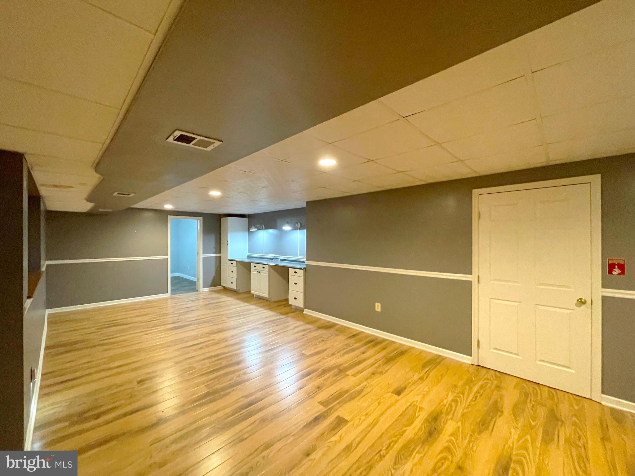 GREENBRIER - Residential Lease