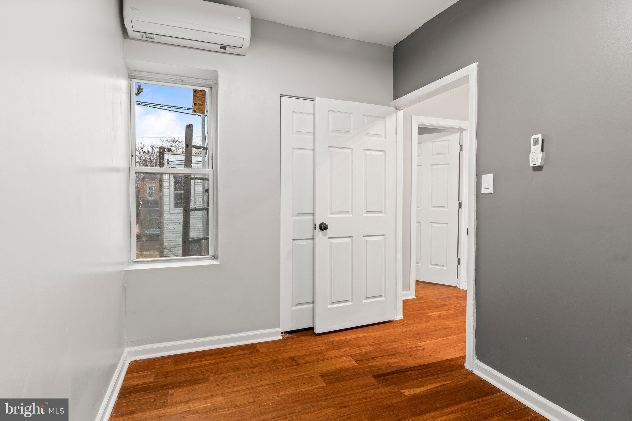 STRAWBERRY MANSION - Residential