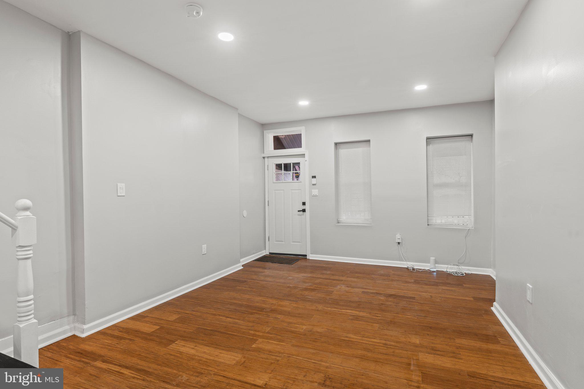 STRAWBERRY MANSION - Residential