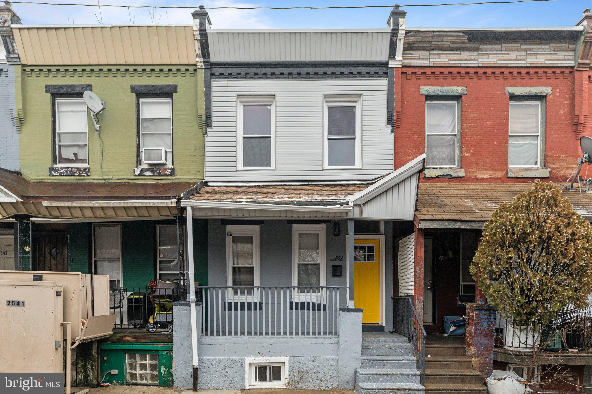 STRAWBERRY MANSION - Residential