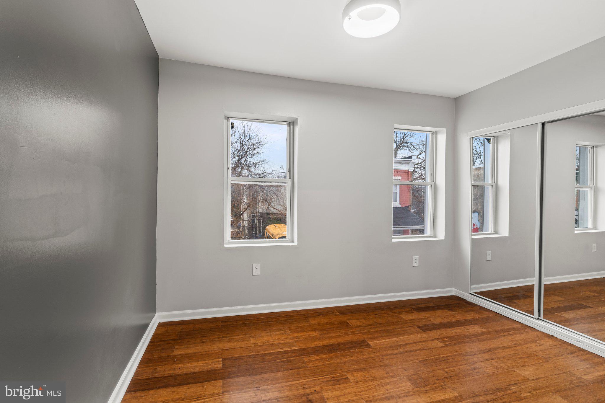 STRAWBERRY MANSION - Residential