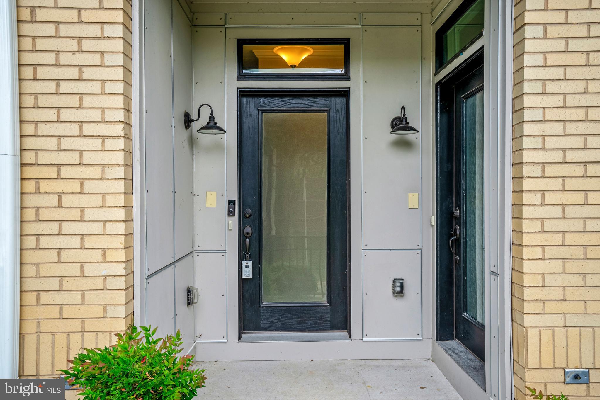 LOFTS AT VILLAGE WALK - Residential Lease