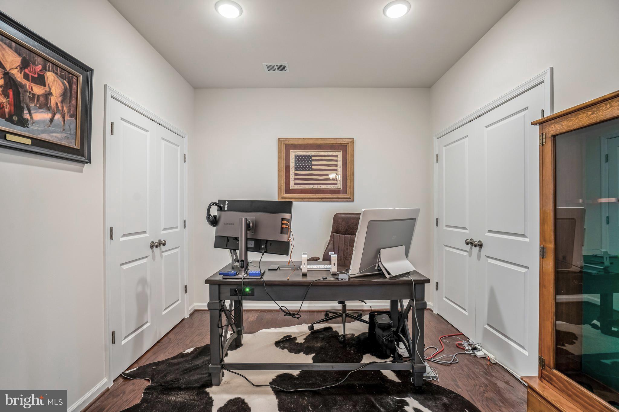 LOFTS AT VILLAGE WALK - Residential Lease