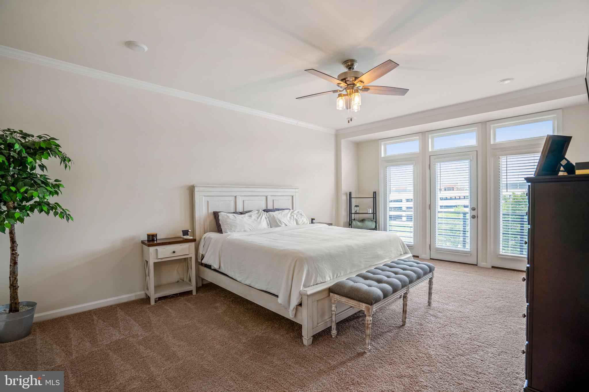 LOFTS AT VILLAGE WALK - Residential Lease