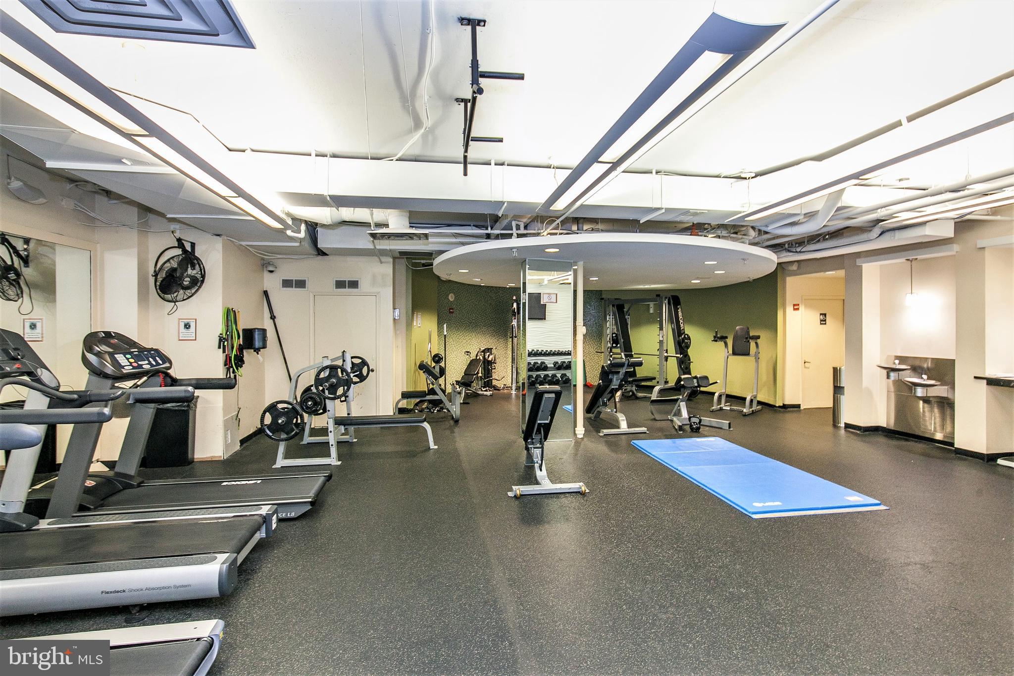 RENAISSANCE AT TYSONS - Residential Lease