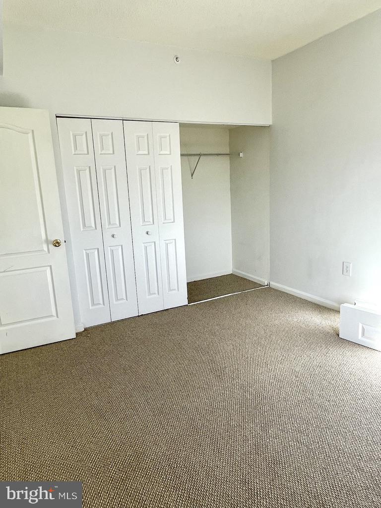 RENAISSANCE AT TYSONS - Residential Lease