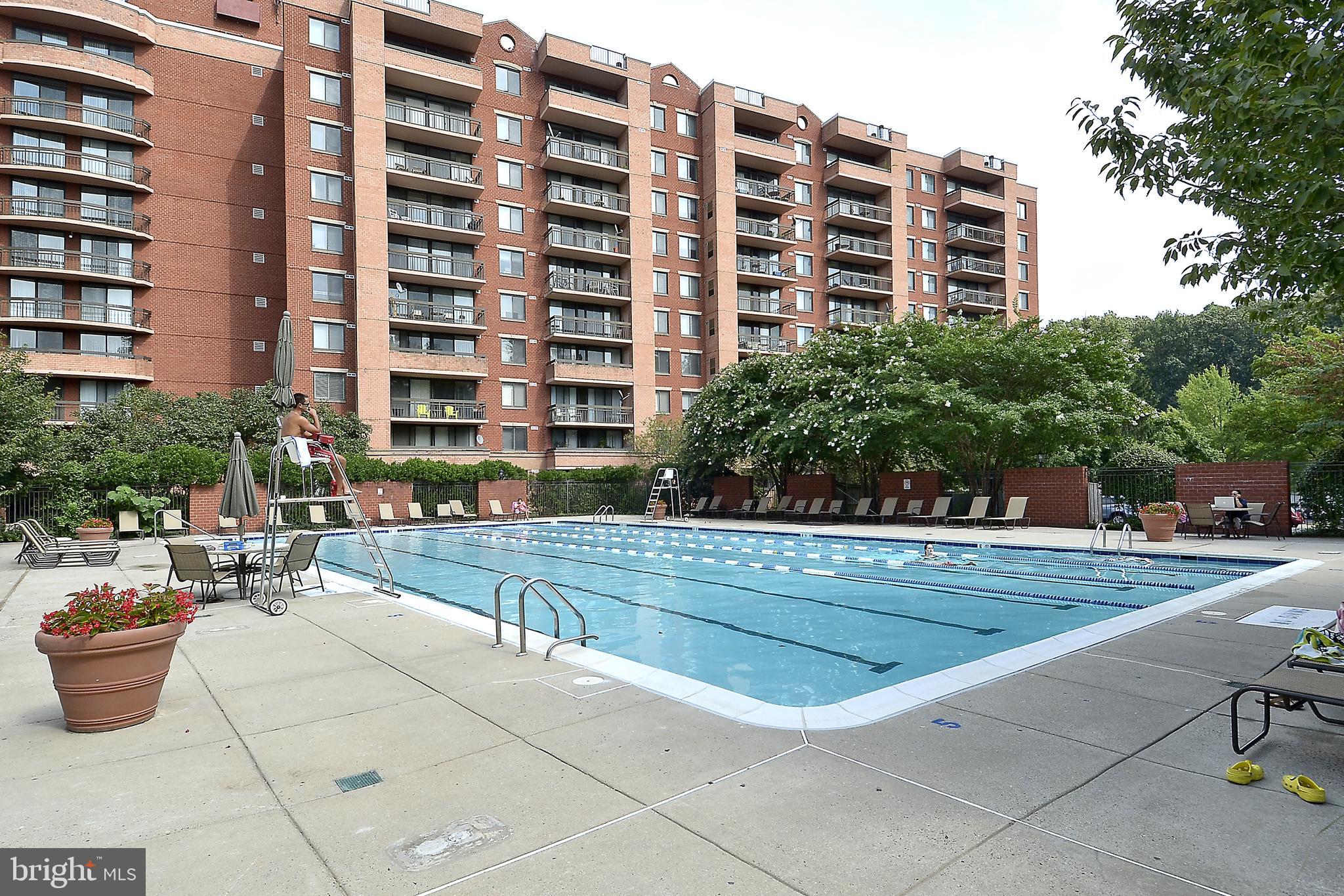 RENAISSANCE AT TYSONS - Residential Lease