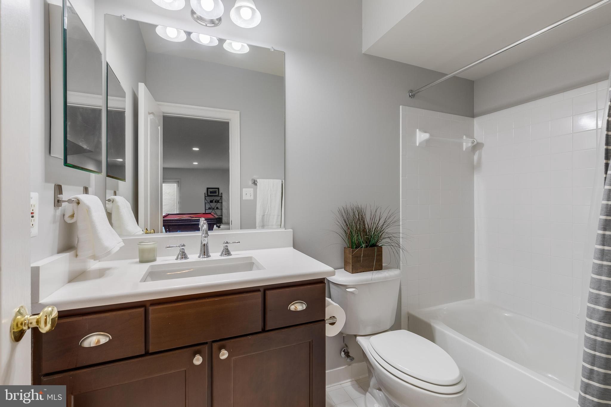 WESTVALE WOODS - Residential