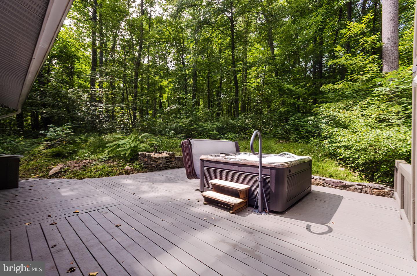 HAPPY VALLEY RETREAT - Residential