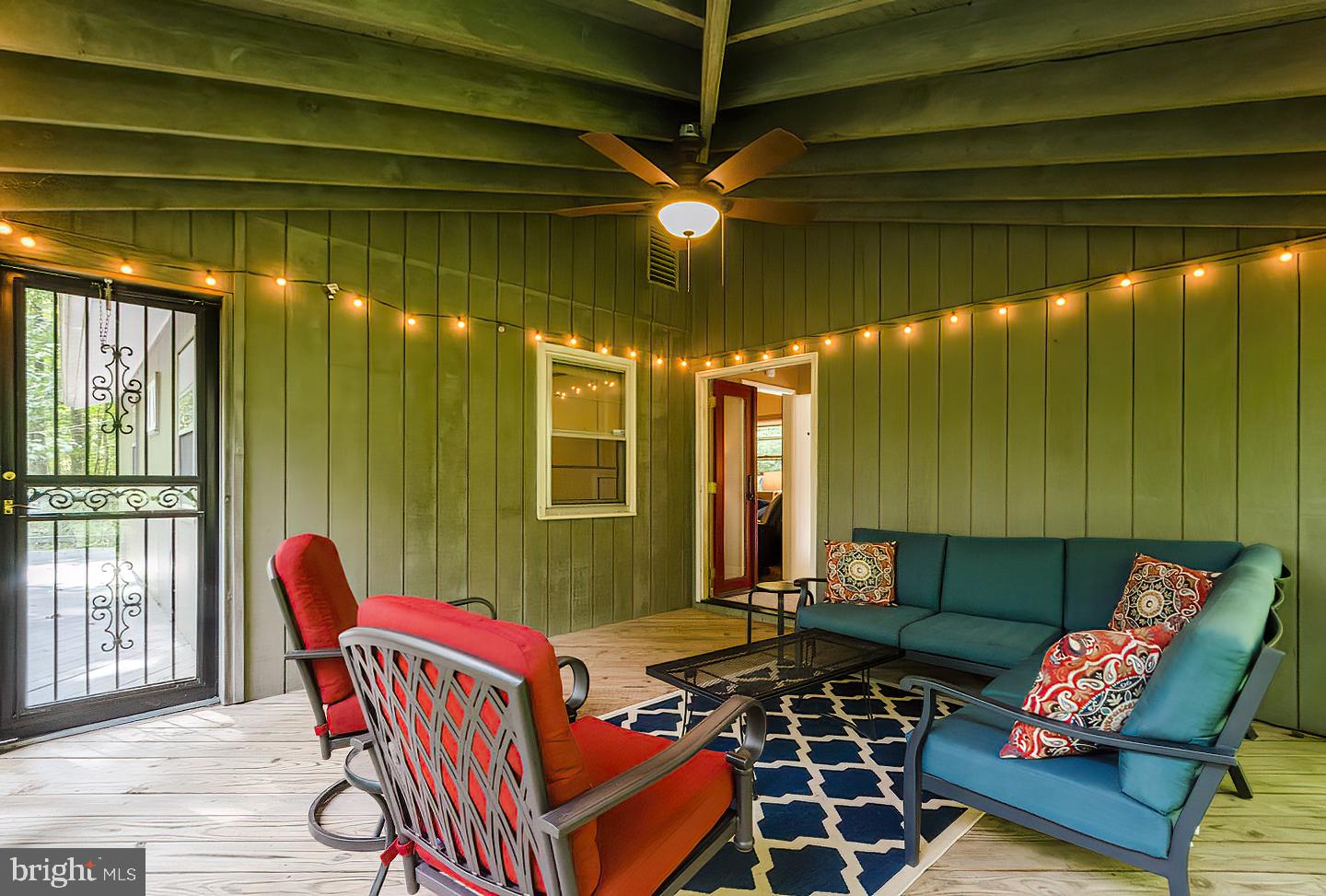 HAPPY VALLEY RETREAT - Residential